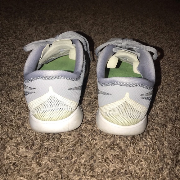 Nike Free Run 5.0 Sneakers - Picture 5 of 6